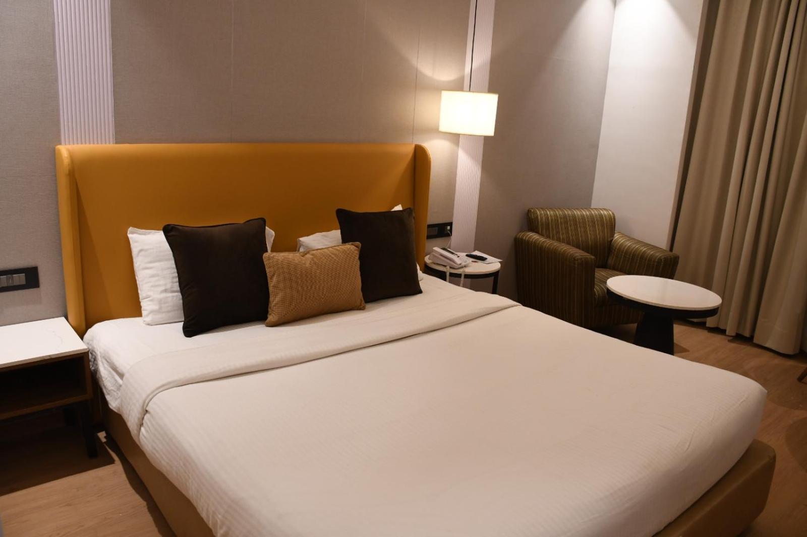 Hotel Hindusthan International, بوهفانيشفار المظهر الخارجي الصورة