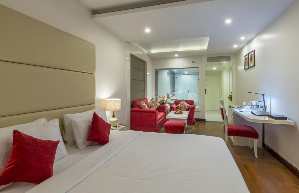 Hotel Hindusthan International, بوهفانيشفار المظهر الخارجي الصورة