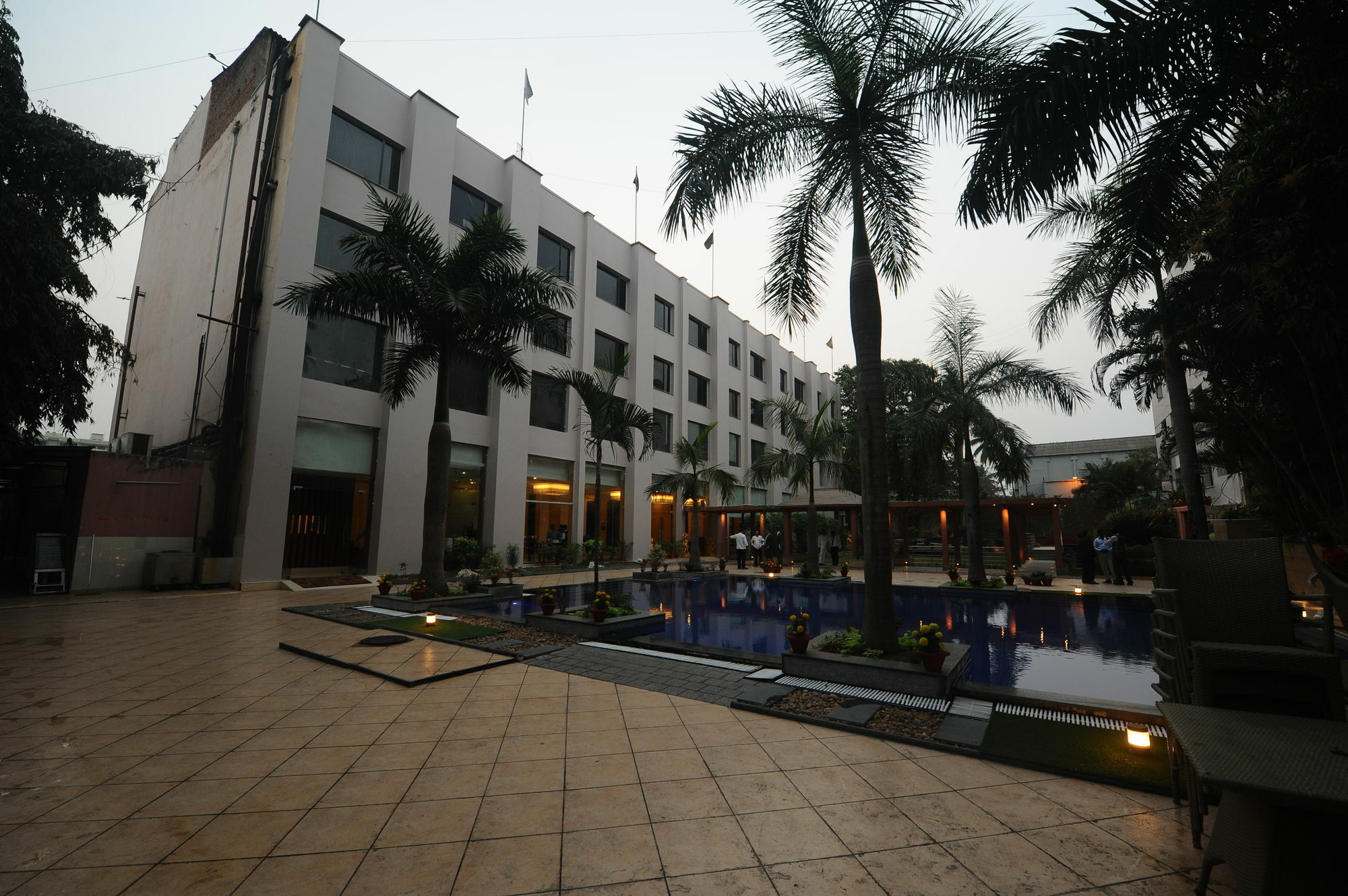 Hotel Hindusthan International, بوهفانيشفار المظهر الخارجي الصورة
